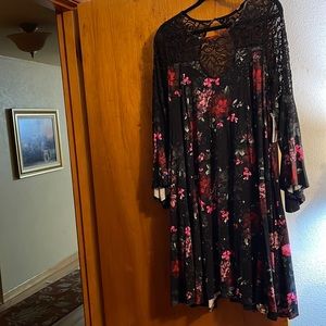 Lace and Floral Torrid dress